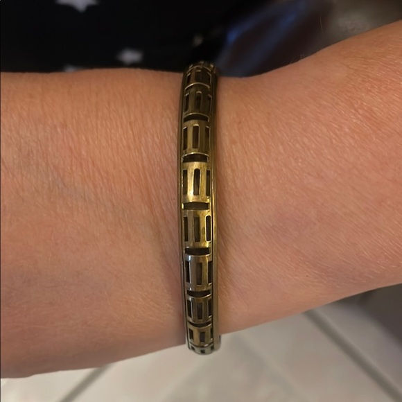 Elegant Gold Bangle Bracelet - Picture 2 of 2